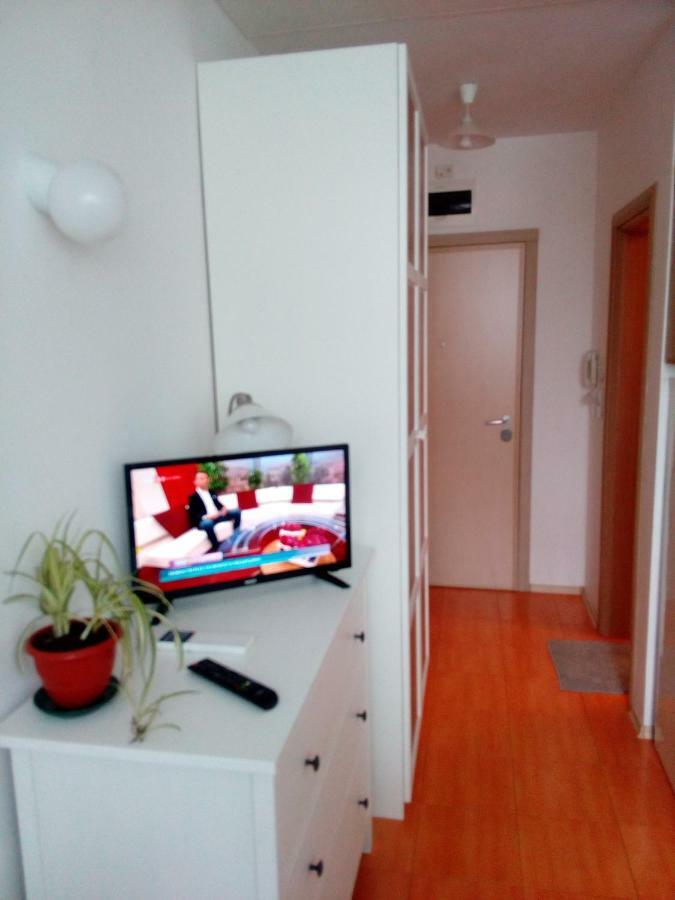 Студио Бижу Hisarya Luaran gambar